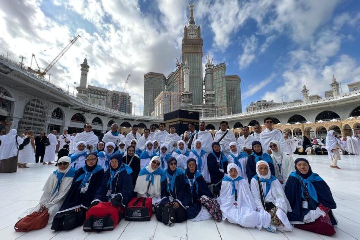 foto di dekat kabah